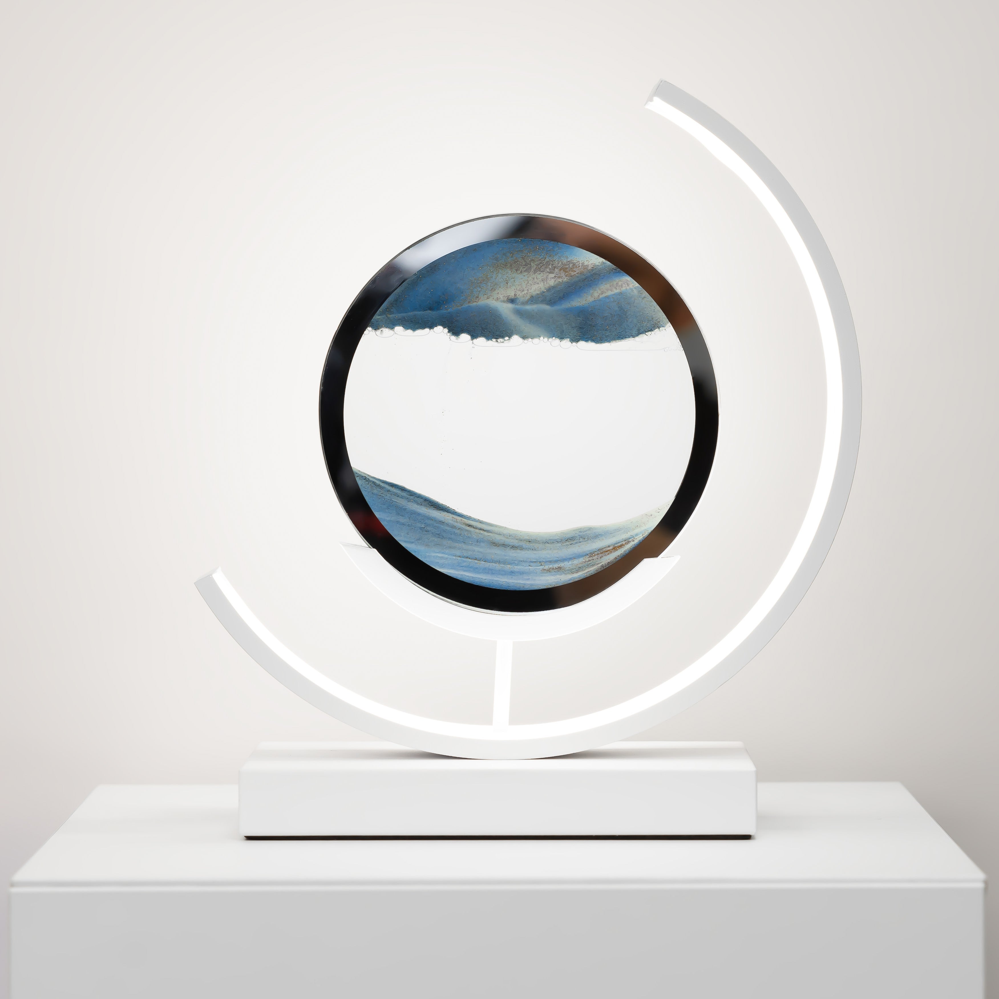 Tijdloze Tafellamp – Minimalistische LED Lamp met Zandkunst en Afstandsbediening