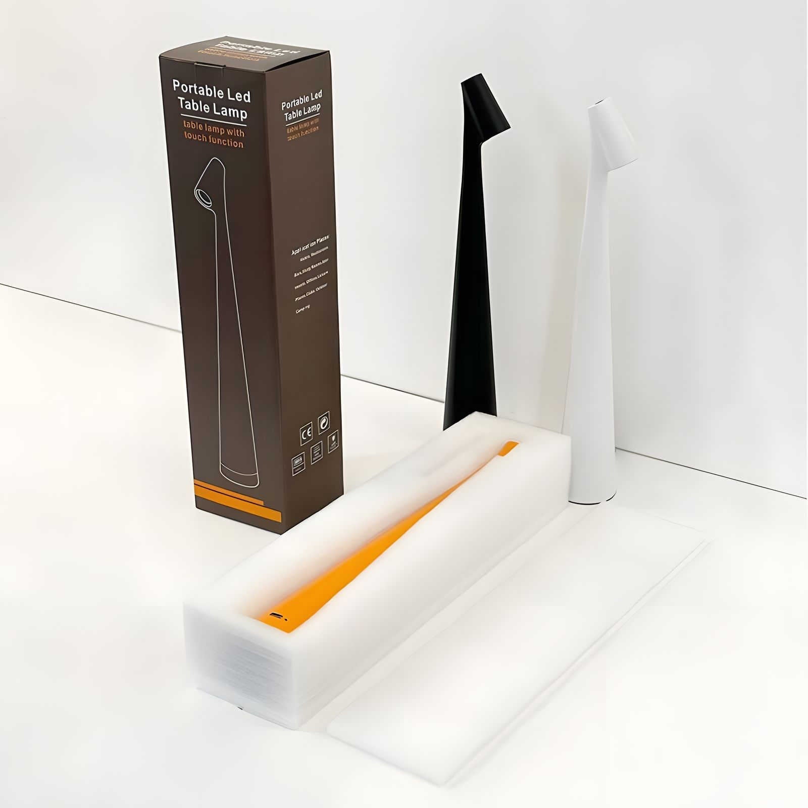 Elegante Tafellamp met Draadloze Functionaliteit – Oplaadbare LED Lamp met Dimfunctie & 3 Helderheidsniveaus