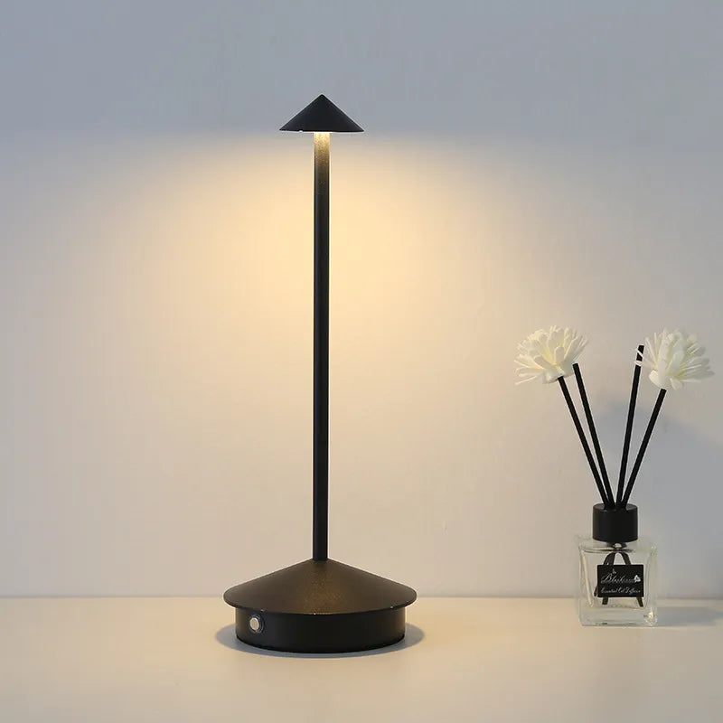 Design Tafellamp – Moderne Elegantie & Functionele Verlichting met DartCandle Inspiratie