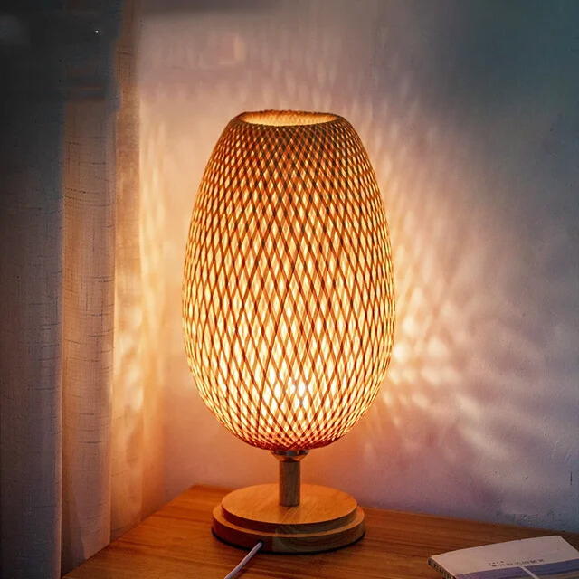 Vintage Bamboe Tafellamp – Duurzame Natuurlijke Verlichting met Tijdloze Charme