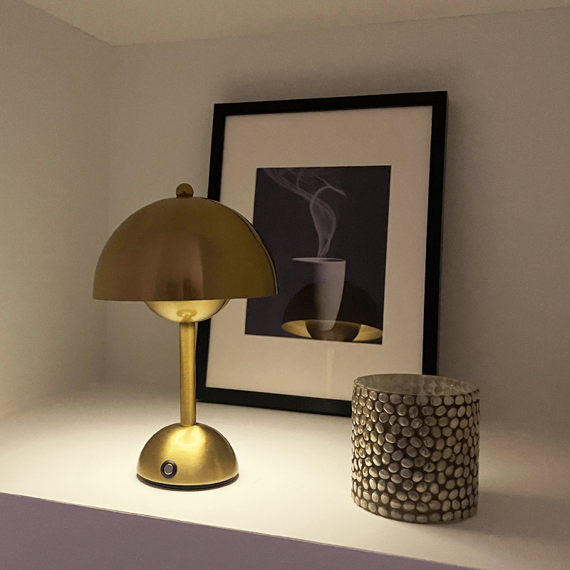 Brulee Moderne Tafellamp – Waterbestendig, Draadloos en Oplaadbaar