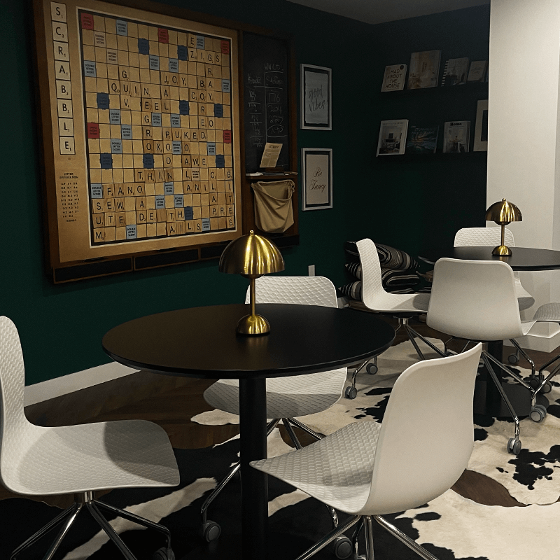 Brulee Moderne Tafellamp – Waterbestendig, Draadloos en Oplaadbaar