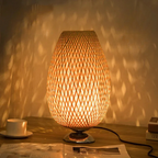 Vintage Bamboe Tafellamp – Duurzame Natuurlijke Verlichting met Tijdloze Charme