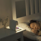 3-in-1 Nachtlamp met Draadloze Oplader – LCD Wekker & Touch Dimbare LED Tafellamp