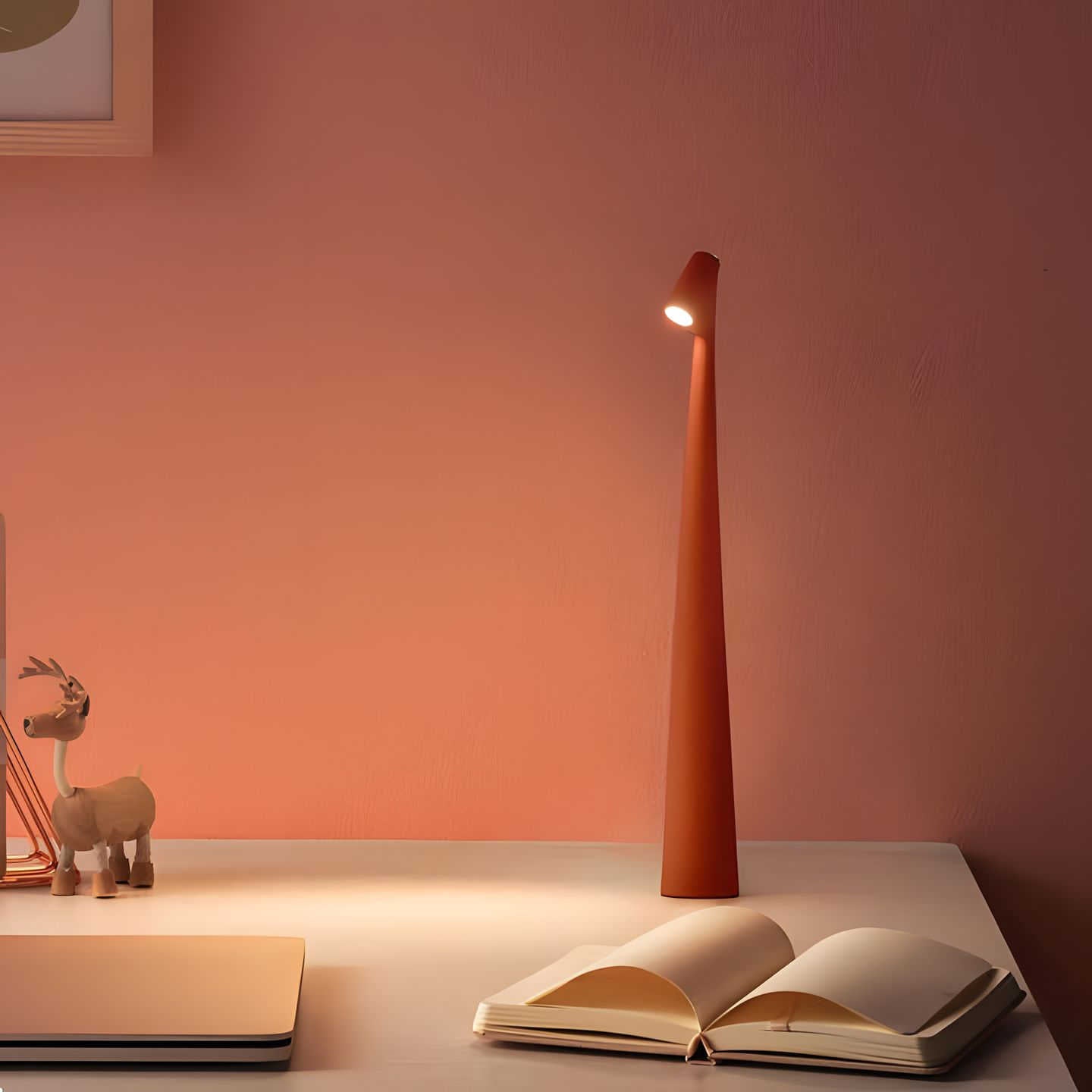 Elegante Tafellamp met Draadloze Functionaliteit – Oplaadbare LED Lamp met Dimfunctie & 3 Helderheidsniveaus