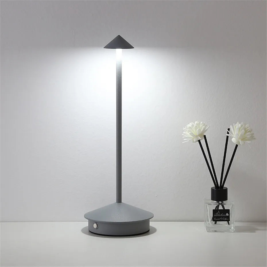 Design Tafellamp – Moderne Elegantie & Functionele Verlichting met DartCandle Inspiratie