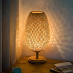 Vintage Bamboe Tafellamp – Duurzame Natuurlijke Verlichting met Tijdloze Charme