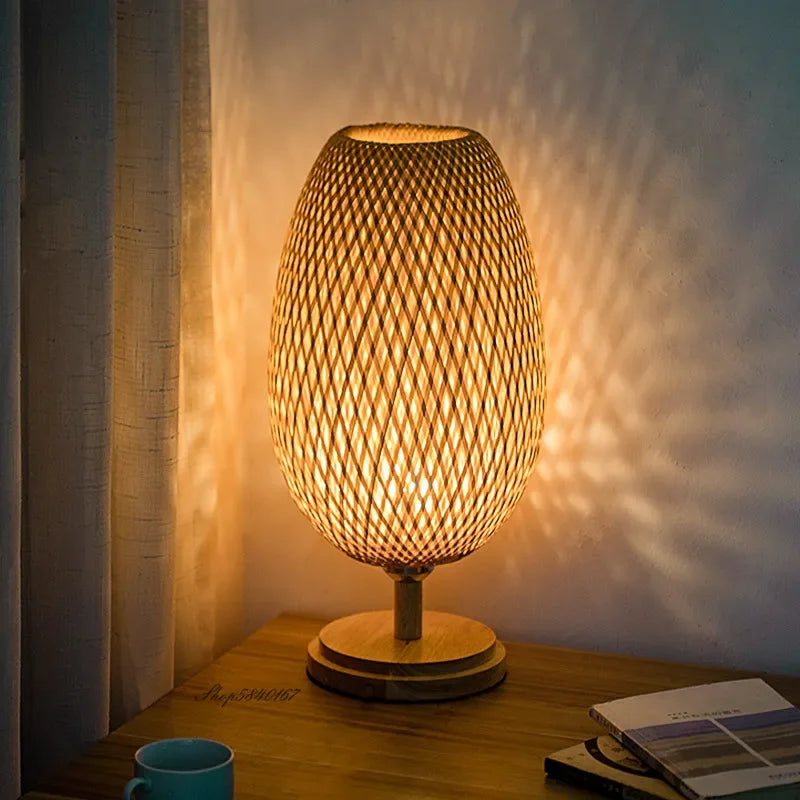 Vintage Bamboe Tafellamp – Duurzame Natuurlijke Verlichting met Tijdloze Charme